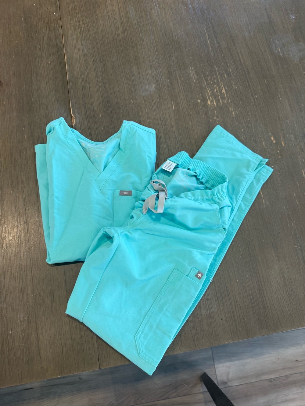 Figs Women's Scrub Top and Drawstring Pants in Aqua